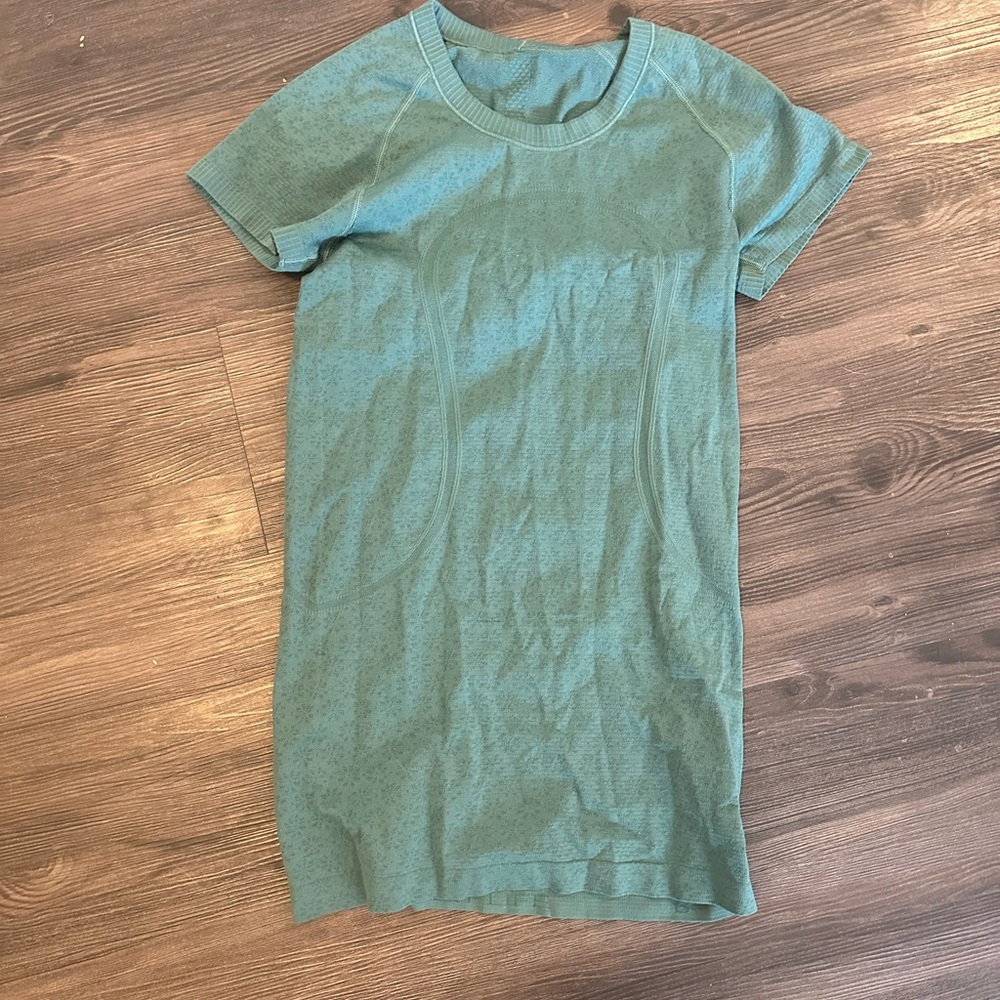 Lululemon swiftly short sleeve top